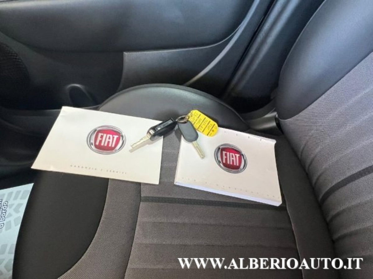Fiat 500L 1.6 Multijet 120 CV Lounge (19)