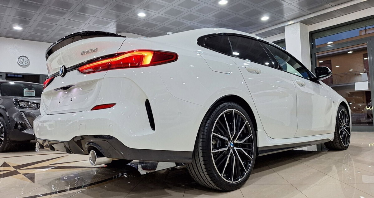 BMW Serie 2 Gran Coupé 220d  aut. (6)