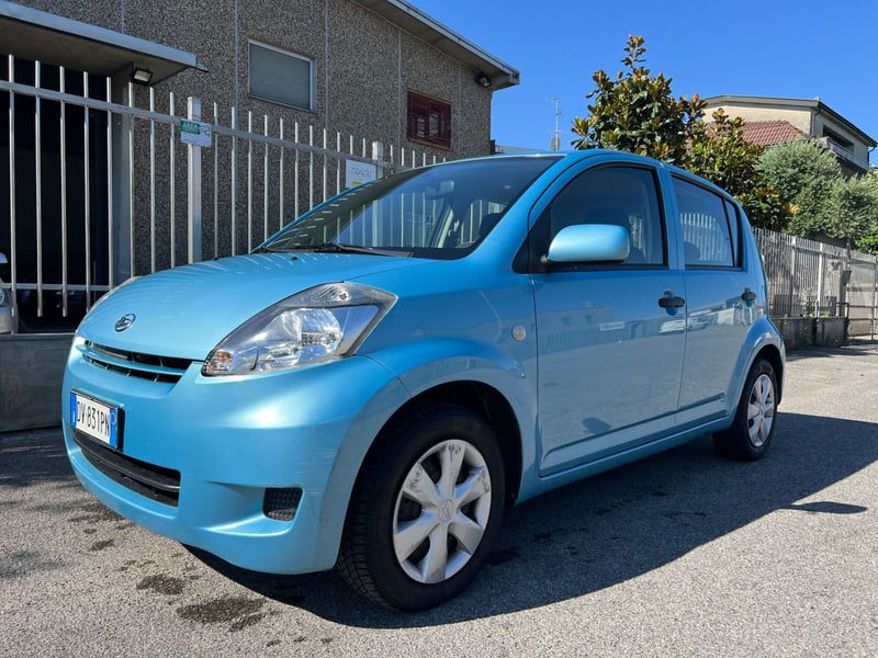 Daihatsu Sirion 1.0 Hiro
