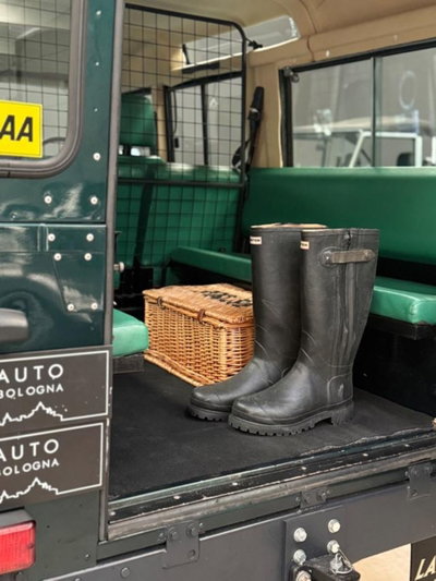Land Rover Defender 90 3.5 V8 Station Wagon County (16)