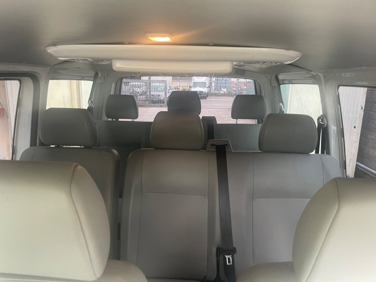 Volkswagen Veicoli Commerciali Transporter Furgone 2.0 TDI 102CV PC Kombi (11)