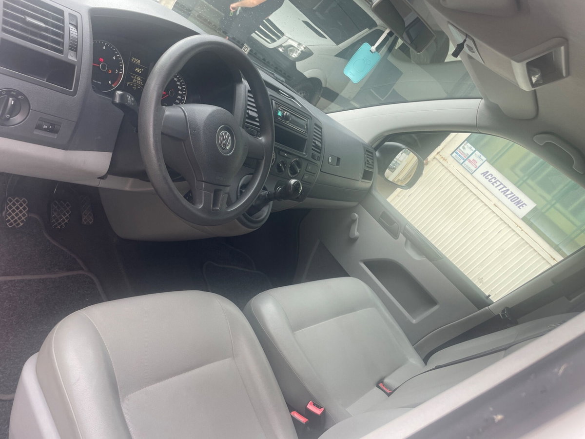 Volkswagen Veicoli Commerciali Transporter Furgone 2.0 TDI 102CV PC Kombi (8)