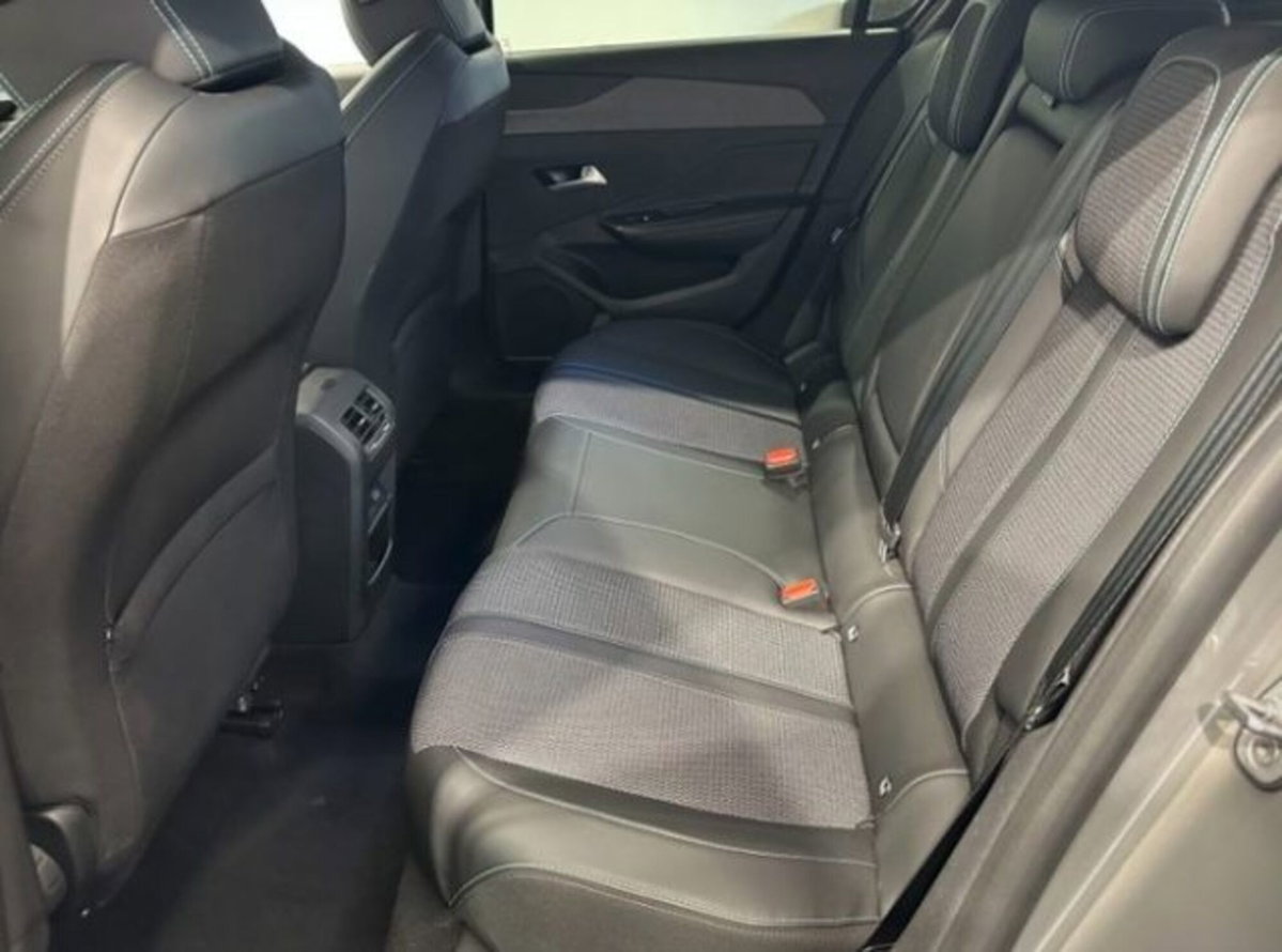 Peugeot 308 1.5 bluehdi Allure s&s 130cv eat8 (14)