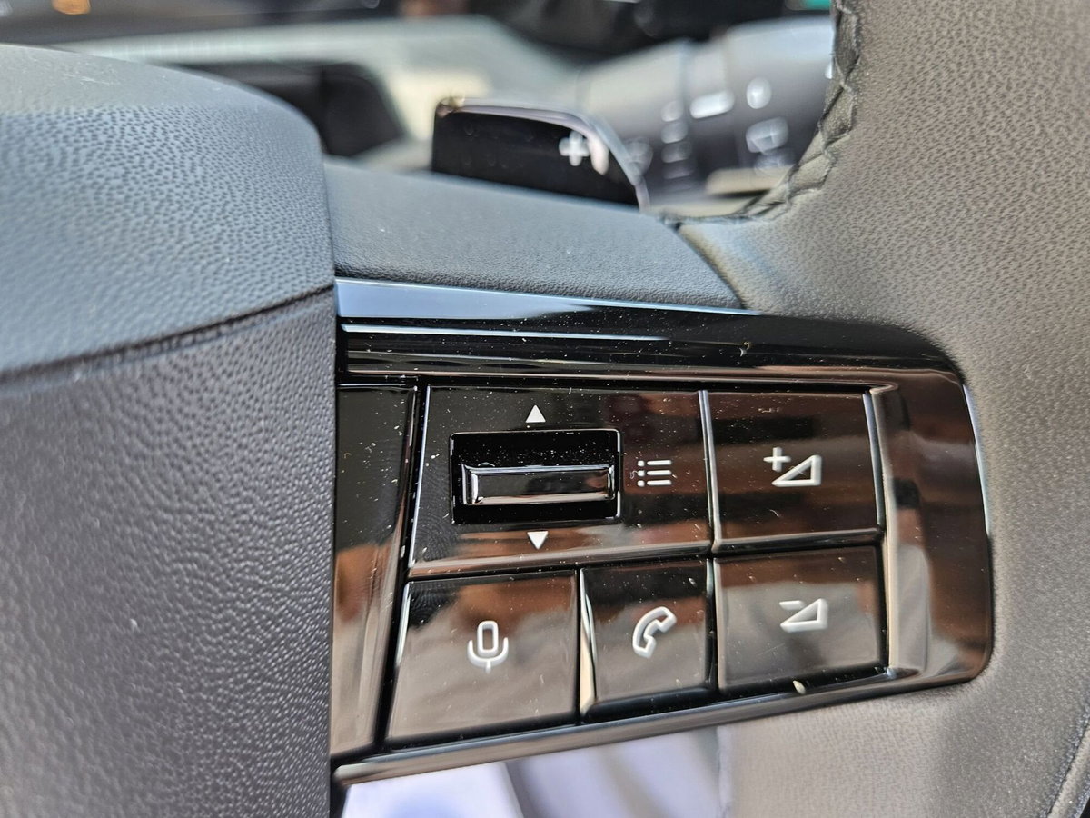 Lancia Ypsilon 1.2 mhev Edizione Cassina e-dct (16)