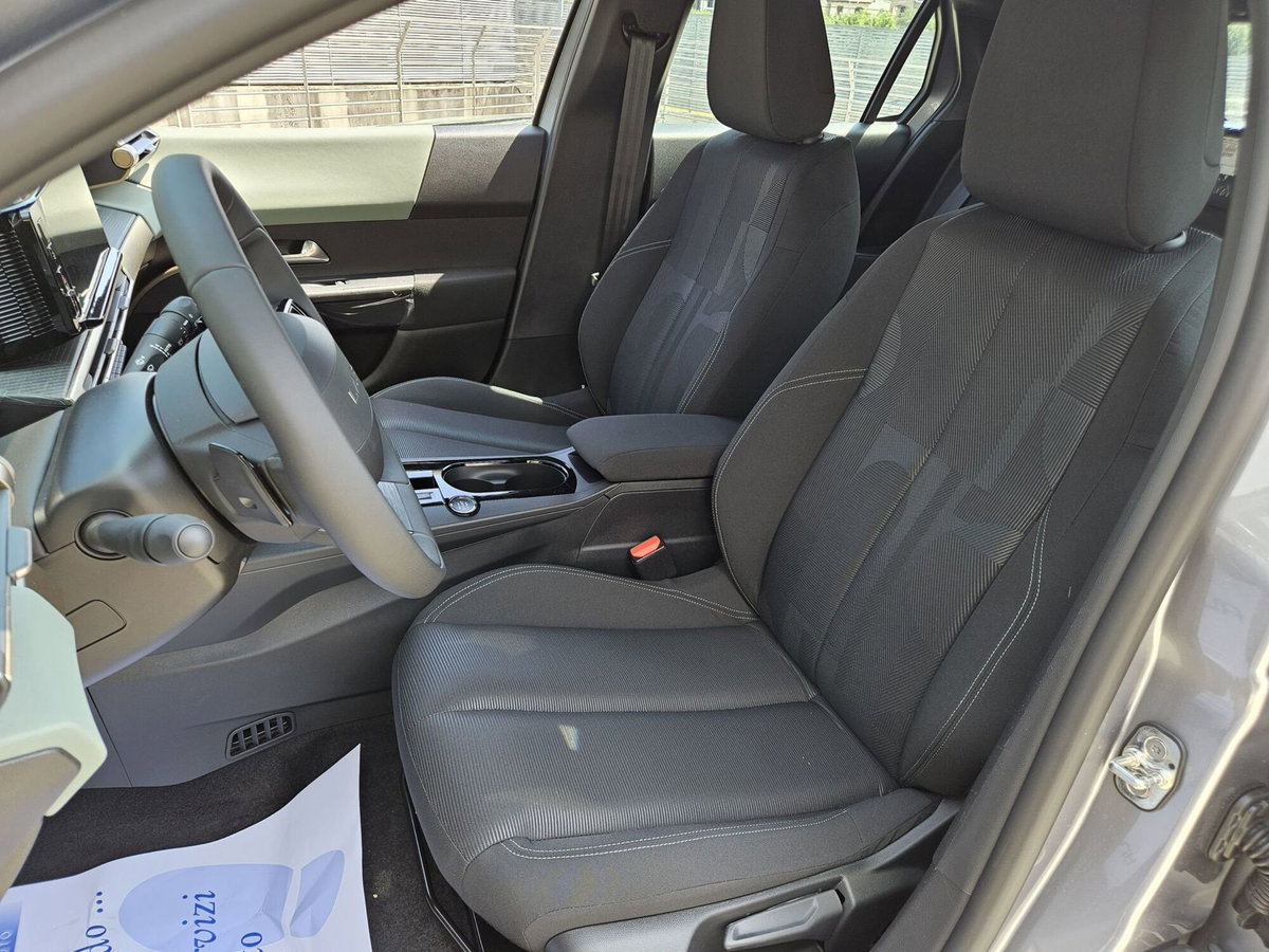 Lancia Ypsilon 1.2 mhev Edizione Cassina e-dct (9)