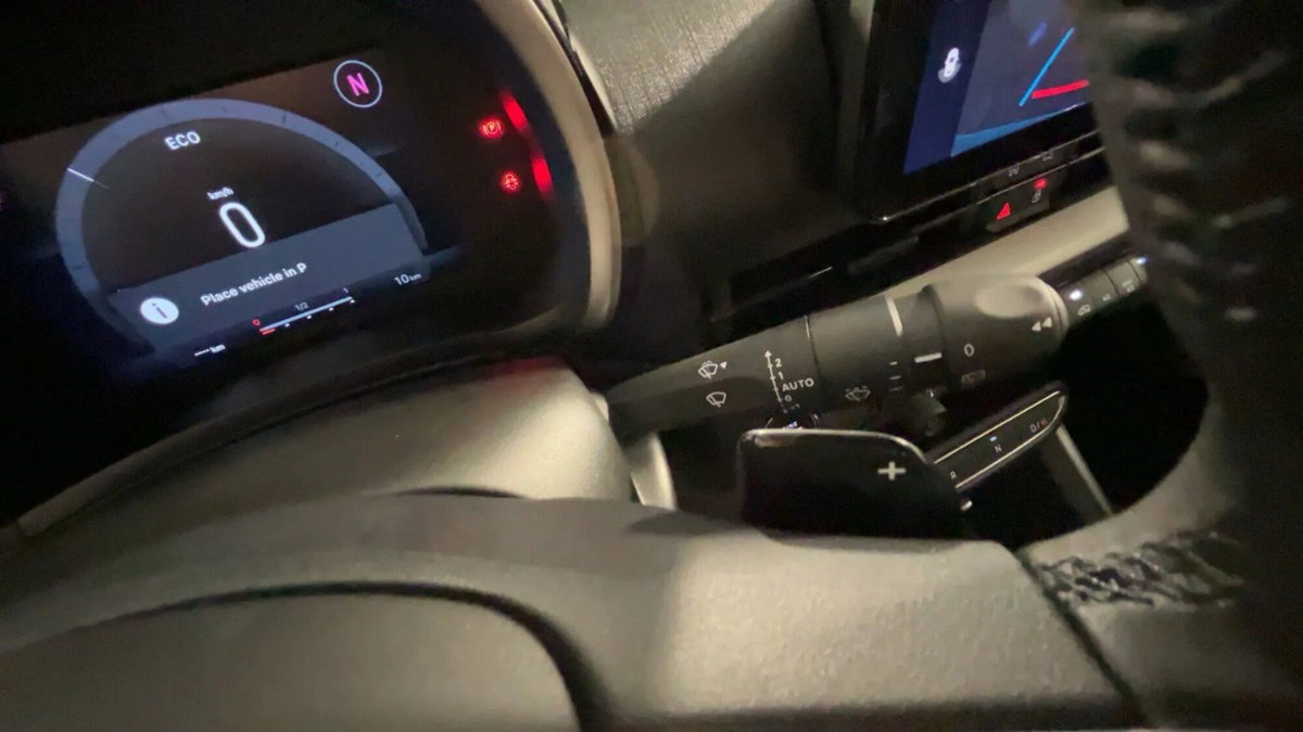 Fiat 600 1.2 hybrid 110cv auto (18)