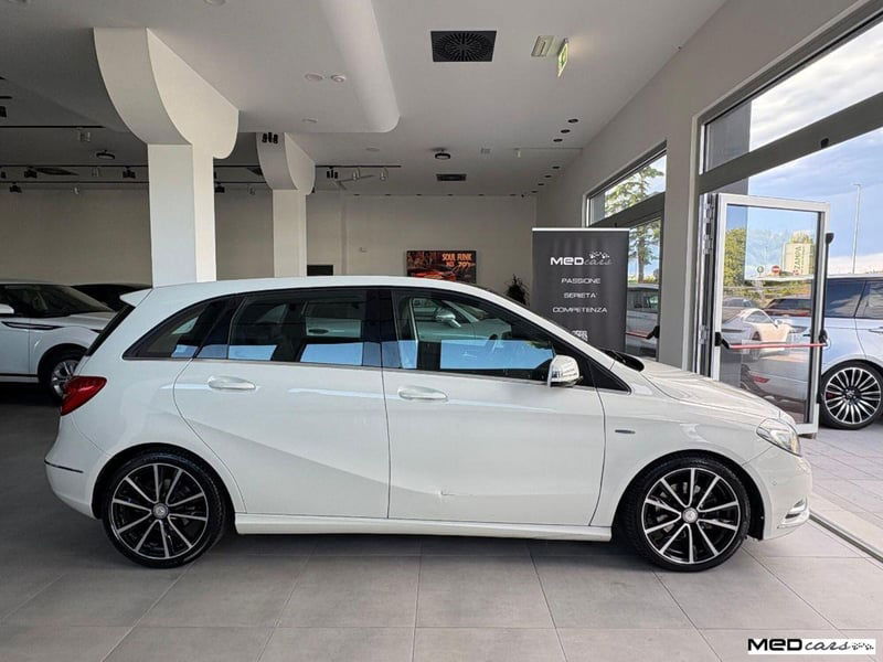 Mercedes-Benz Classe B 180 CDI BlueEFFICIENCY Premium