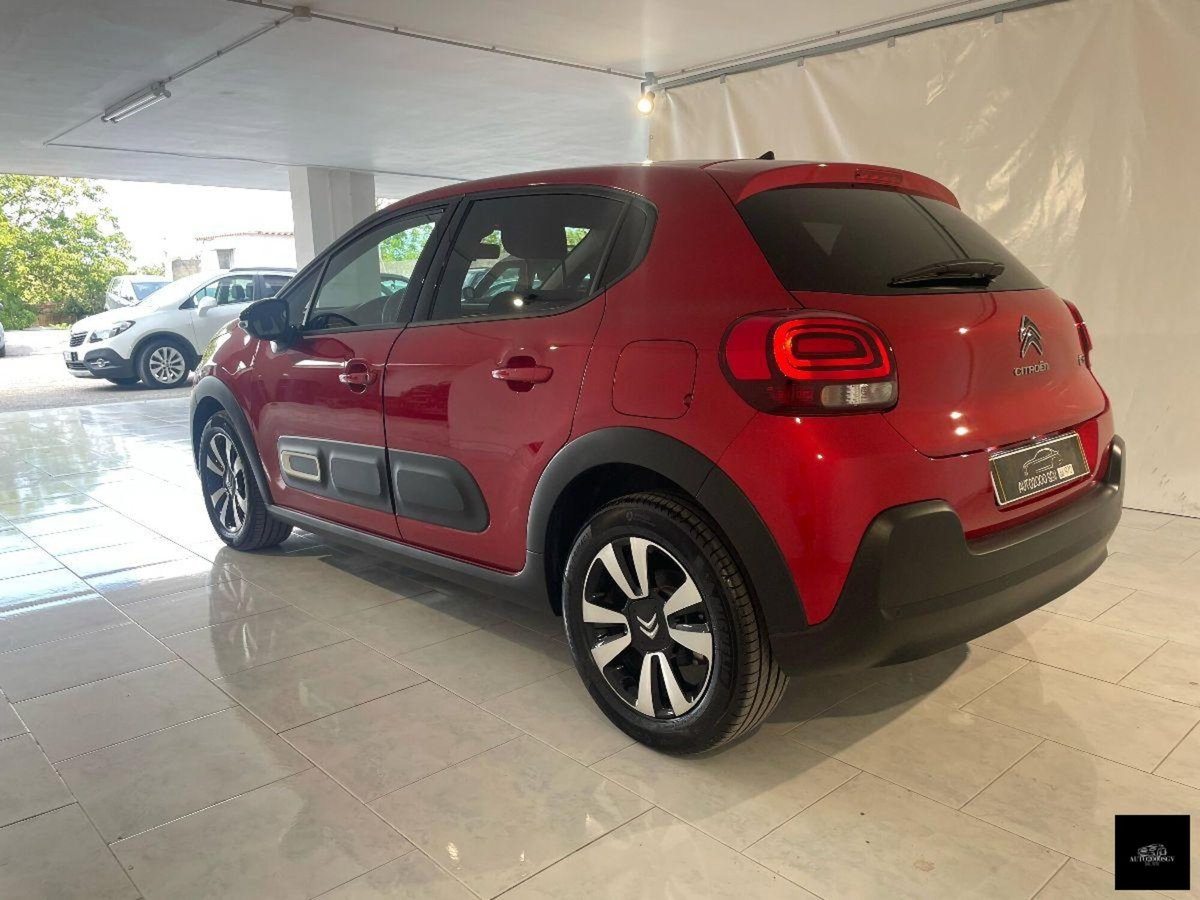 Citroen C3 PureTech 110 S&S Elle (6)