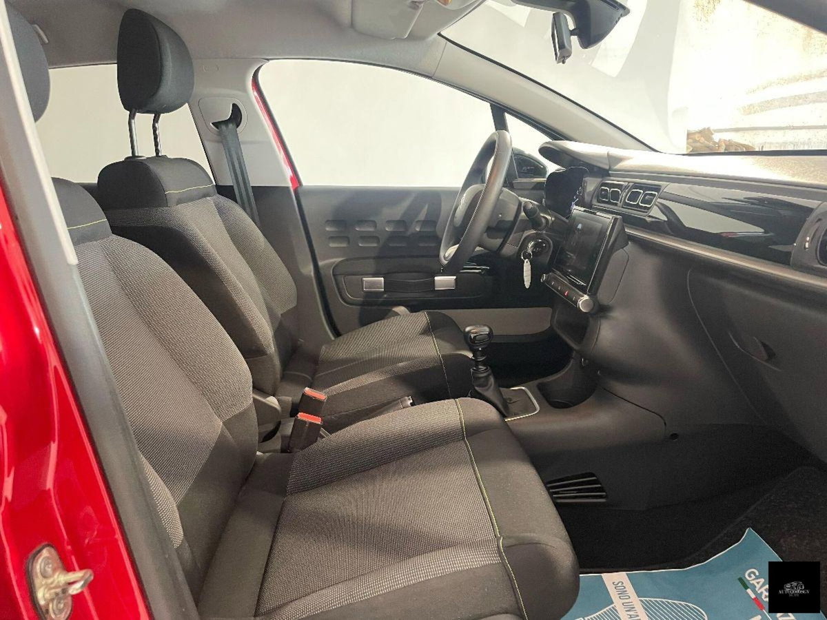 Citroen C3 PureTech 110 S&S Elle (8)