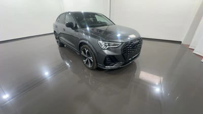 Audi Q3 Sportback 35 2.0 tdi Identity Black s-tronic