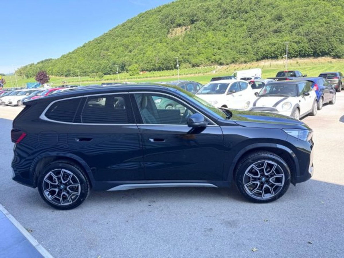 BMW X1 sDrive 18i xLine (4)