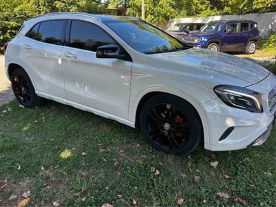 Mercedes-Benz GLA SUV 200 d Automatic Sport usata