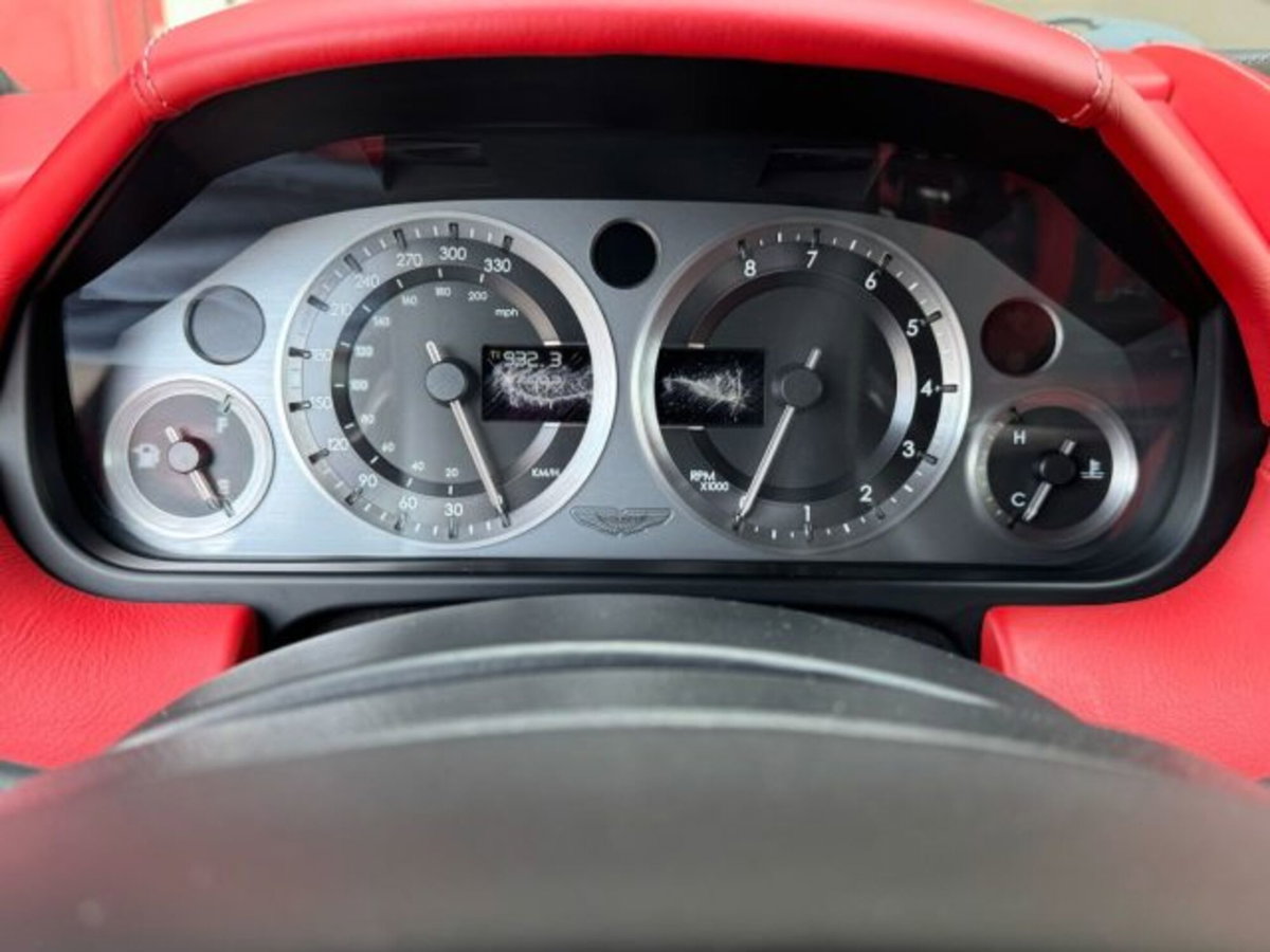 Aston Martin DB9 DB9 Volante Touchtronic (19)