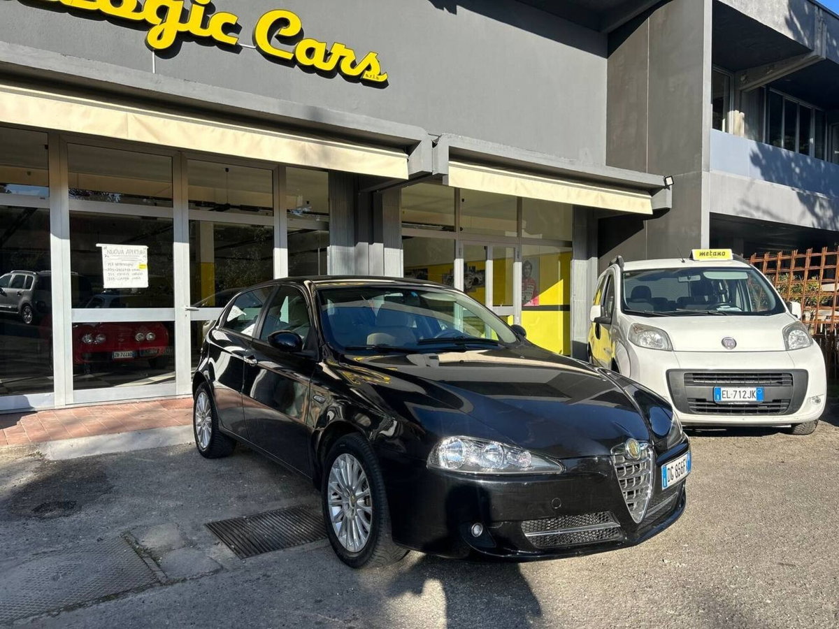 Alfa Romeo 147 1.6 16V TS (105) 5 porte Black Line