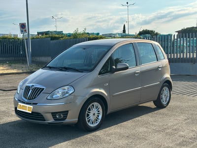 Lancia Musa 1.3 Mjt 16V 95 CV DPF Oro usata