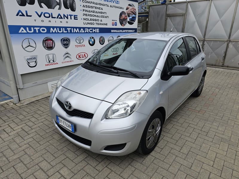 Toyota Yaris 1.0 5 porte Now