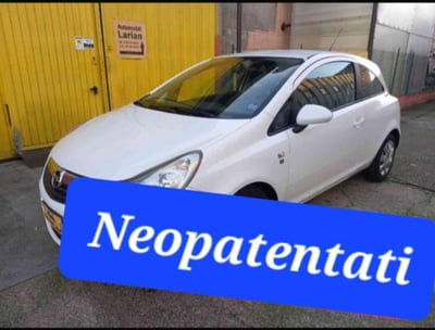 Opel Corsa 1.2 3 porte Sport usata