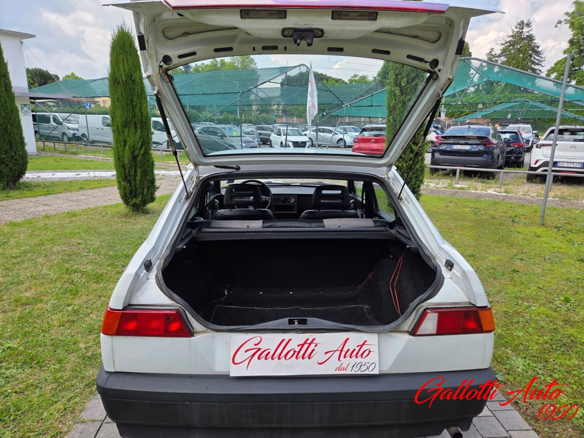 Alfa Romeo 33 1.3 (15)
