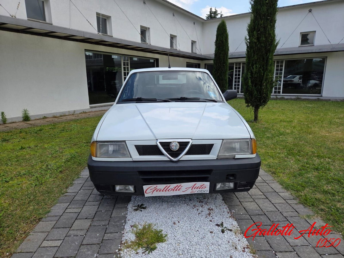 Alfa Romeo 33 1.3 (2)