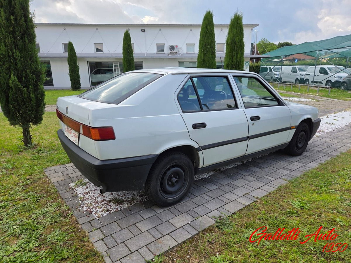 Alfa Romeo 33 1.3 (5)