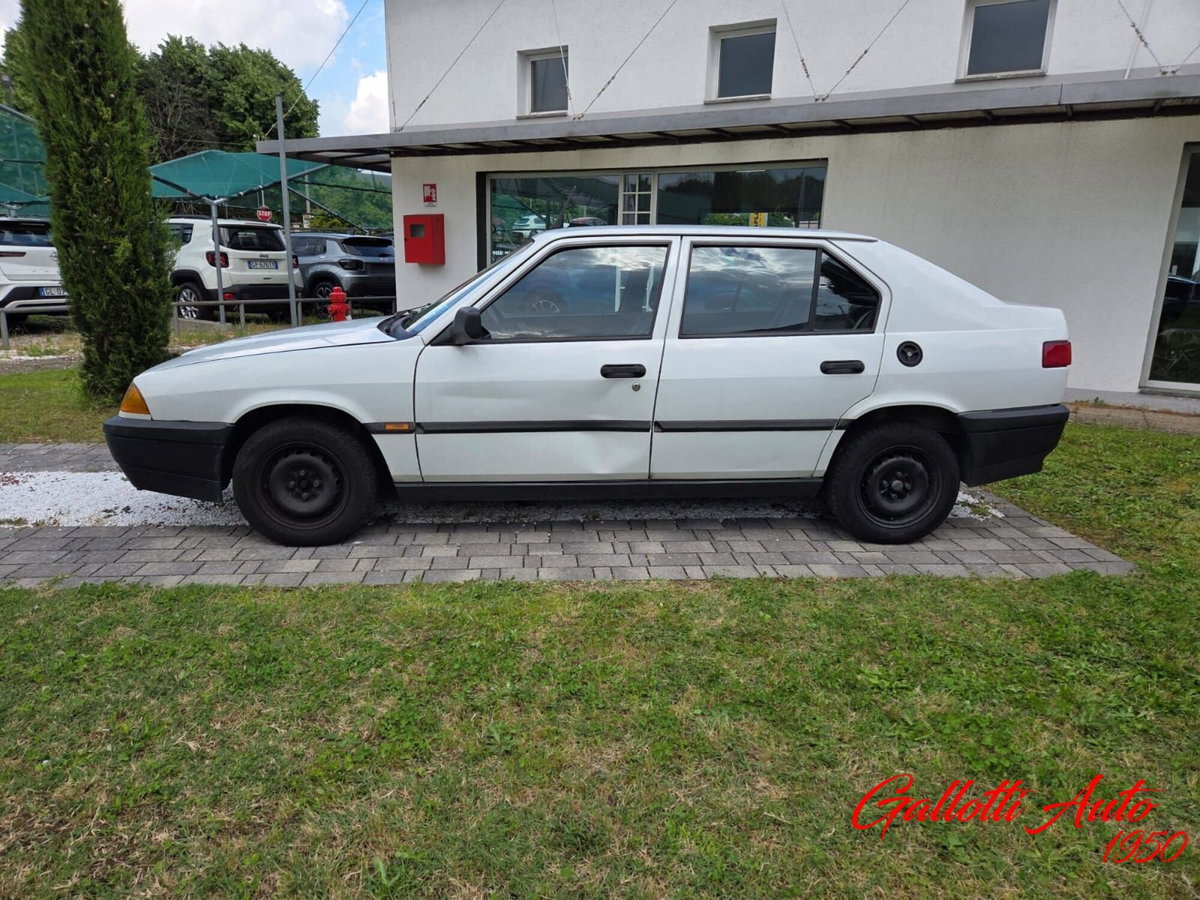 Alfa Romeo 33 1.3 (8)