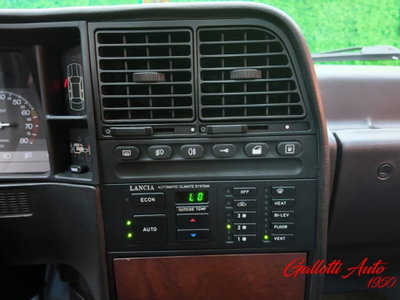Lancia Thema i.e. turbo 16V (14)