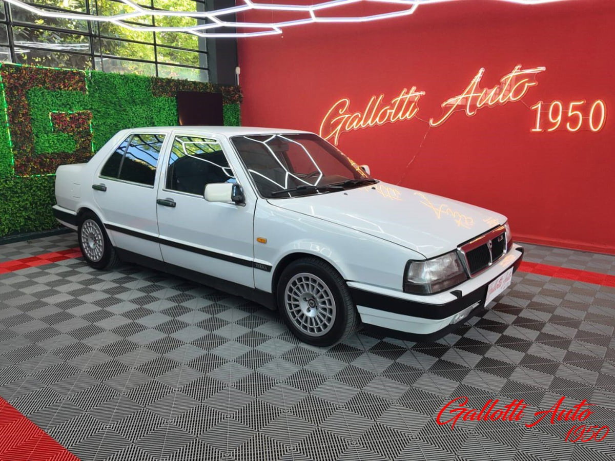 Lancia Thema i.e. turbo 16V (3)