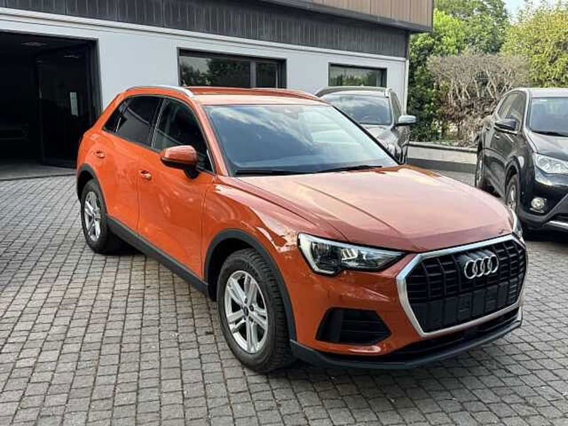 Audi Q3 35 TDI quattro S tronic Business