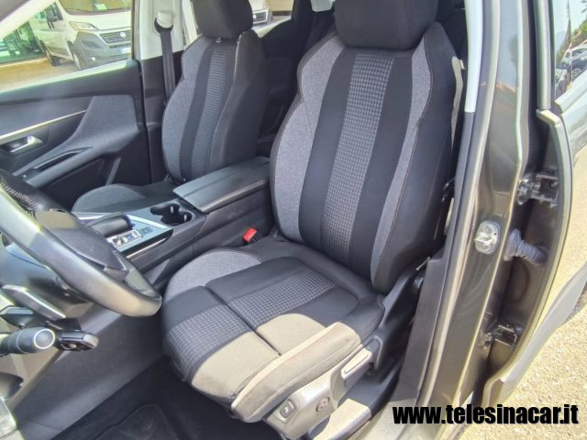 Peugeot 3008 BlueHDi 130 S&S EAT8 GT Pack (11)