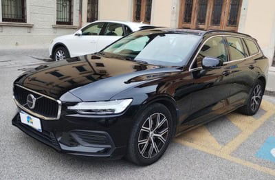 Volvo V60 2.0 b4 Core auto usata