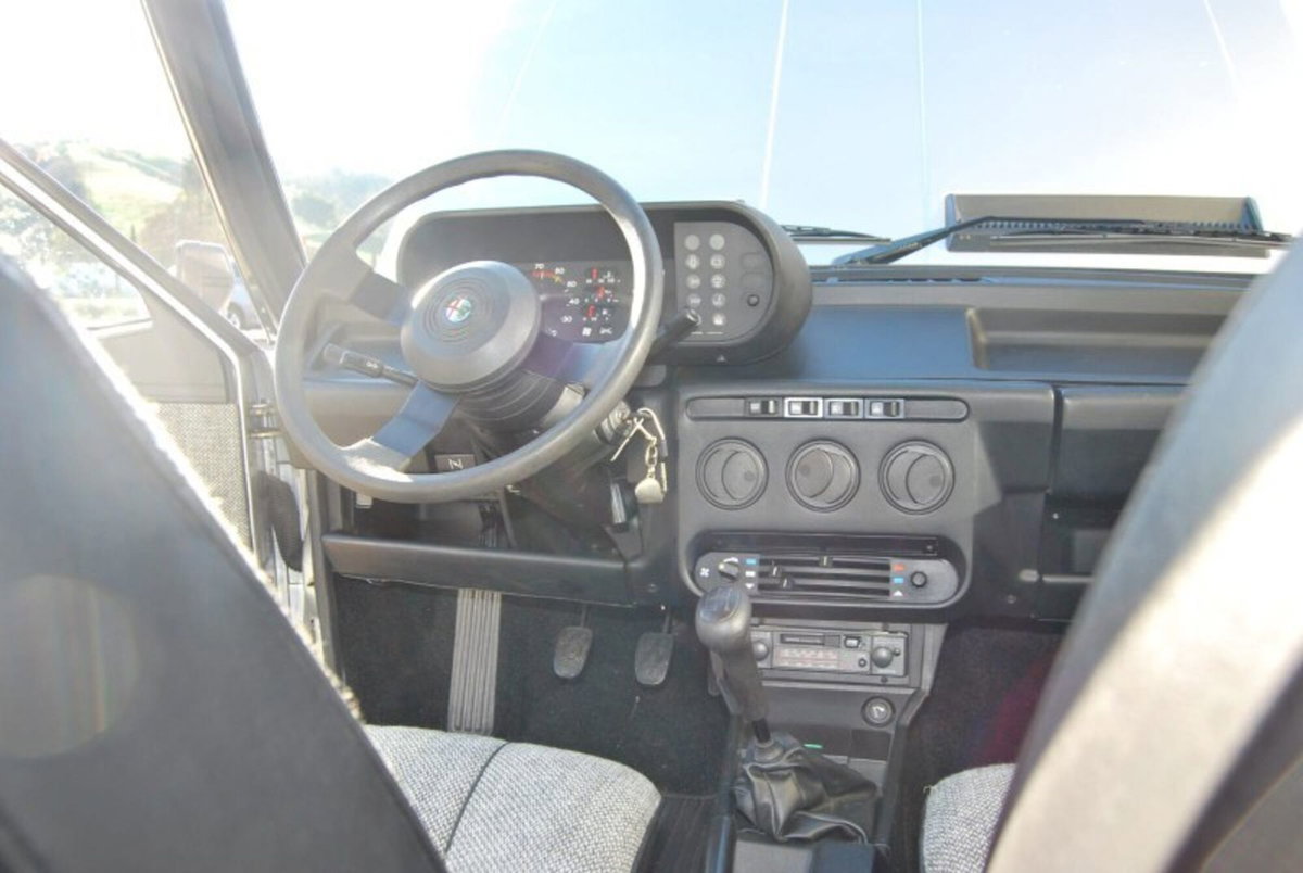 Alfa Romeo Giulietta 1.6 L (14)
