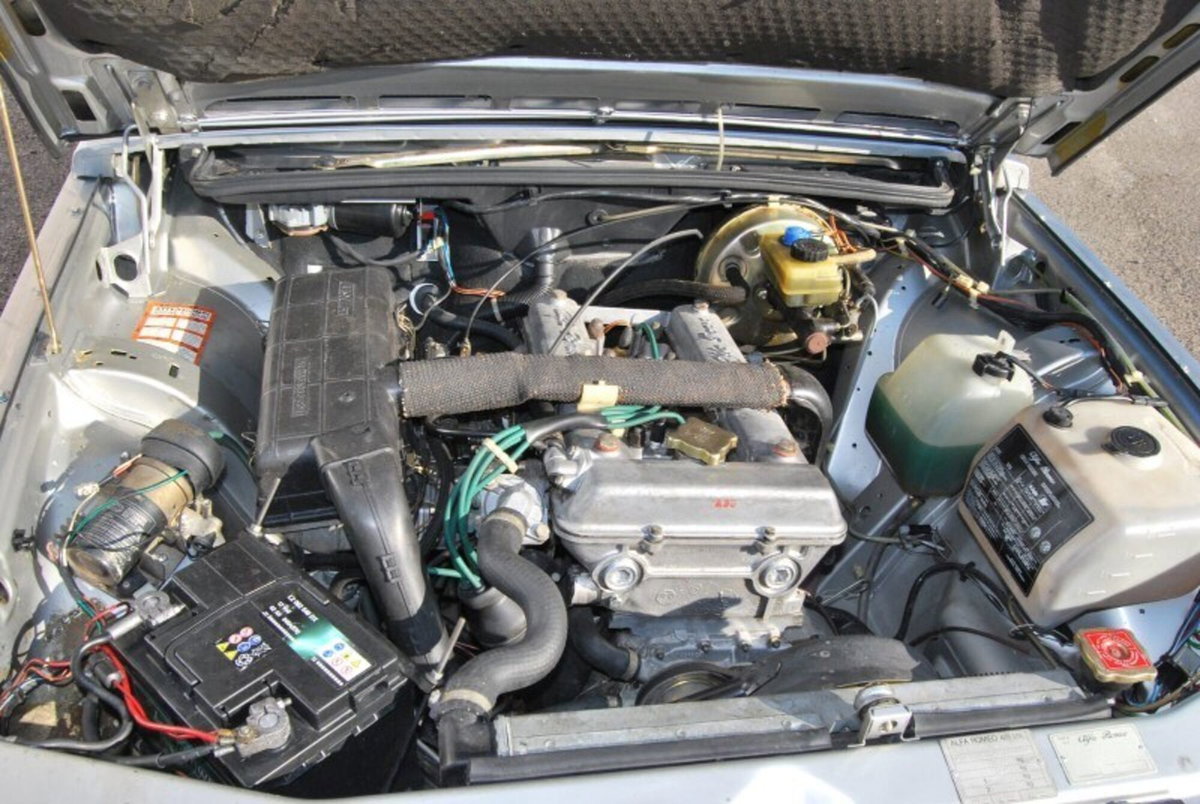 Alfa Romeo Giulietta 1.6 L (15)