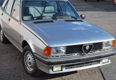 Alfa Romeo Giulietta 1.6 L (3)