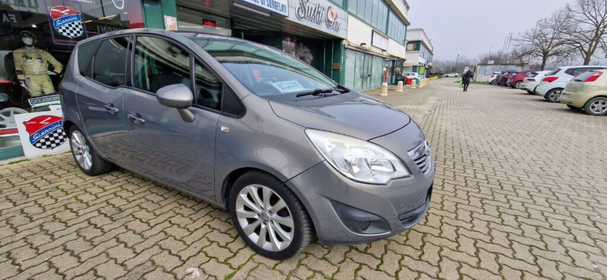 Opel Meriva 1.4 Turbo 120CV Cosmo (2)