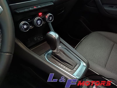 Renault Captur Plug-in Hybrid E-Tech 160 CV Intens (11)