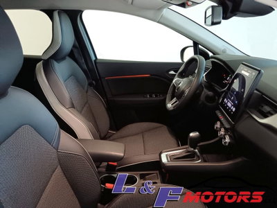 Renault Captur Plug-in Hybrid E-Tech 160 CV Intens (14)