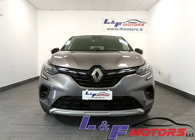 Renault Captur Plug-in Hybrid E-Tech 160 CV Intens (3)