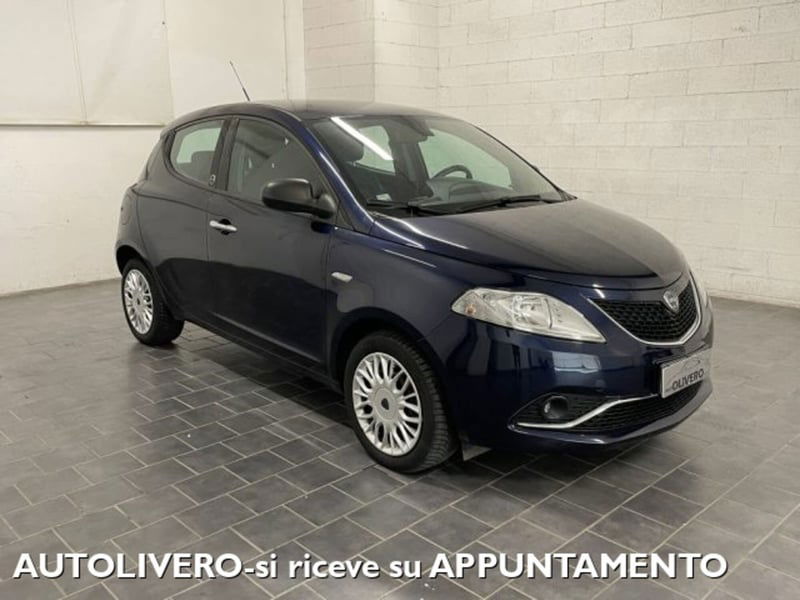 Lancia Ypsilon 1.2 69 CV 5 porte GPL Ecochic Alberta Ferretti