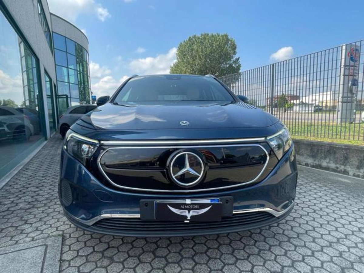 Mercedes-Benz EQA 250 Premium Pro (2)