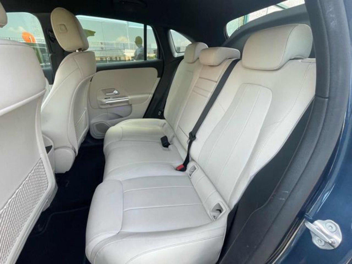 Mercedes-Benz EQA 250 Premium Pro (7)
