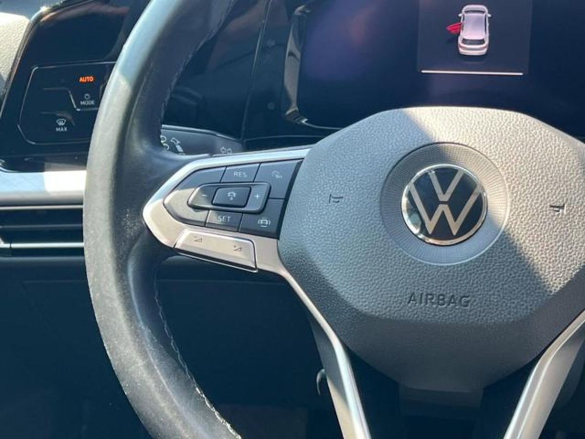 Volkswagen Golf 1.0 TSI EVO Life (10)