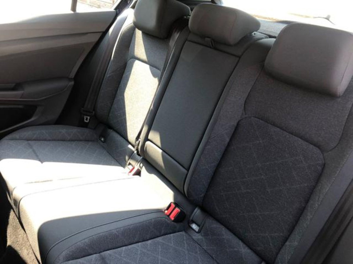 Volkswagen Golf 1.0 TSI EVO Life (20)