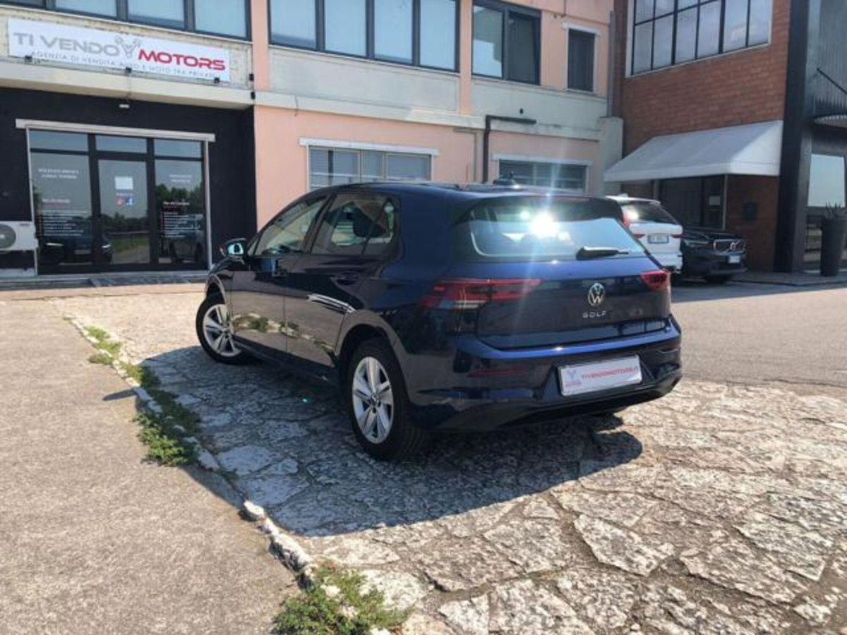 Volkswagen Golf 1.0 TSI EVO Life (4)