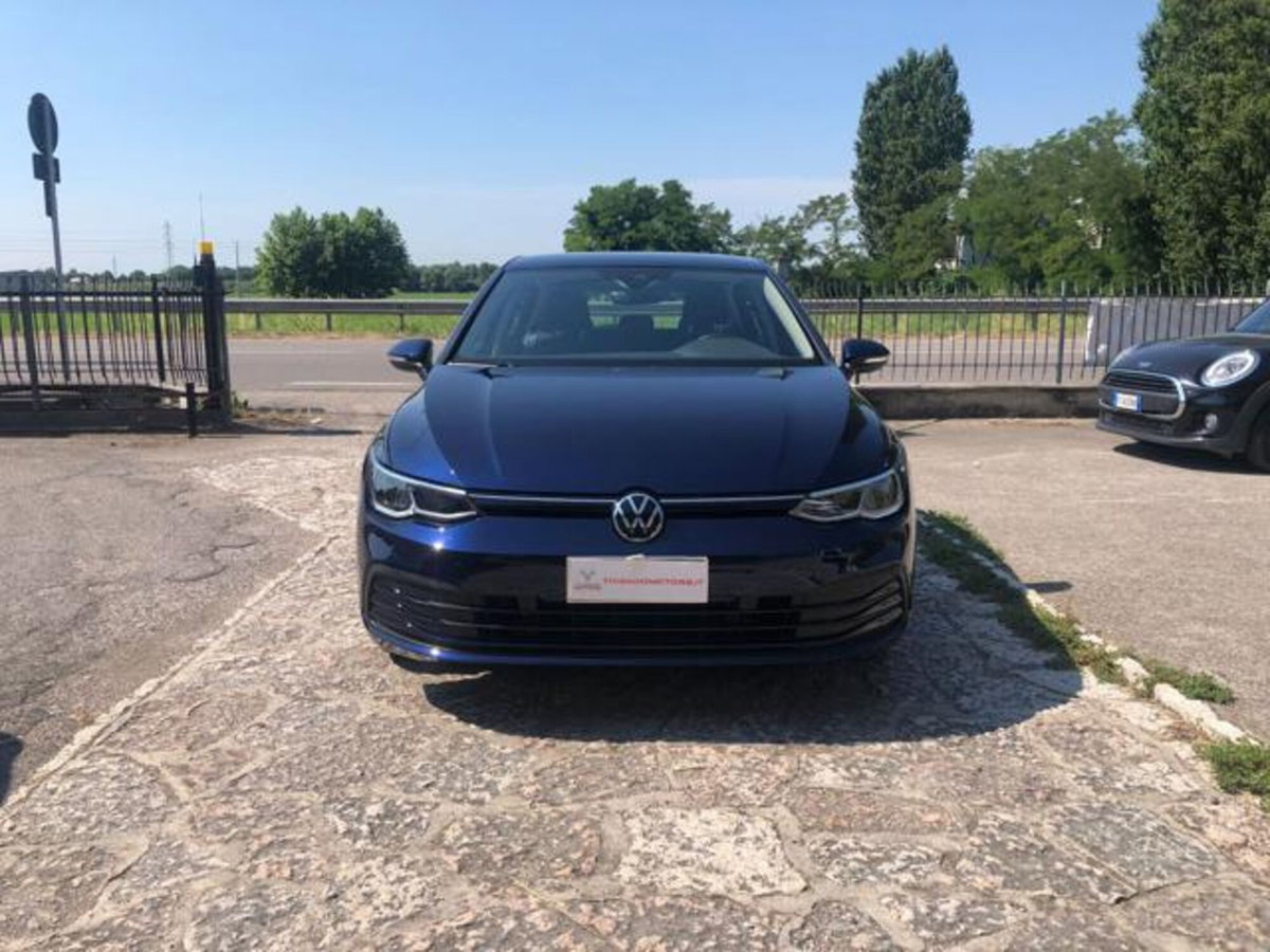 Volkswagen Golf 1.0 TSI EVO Life (5)