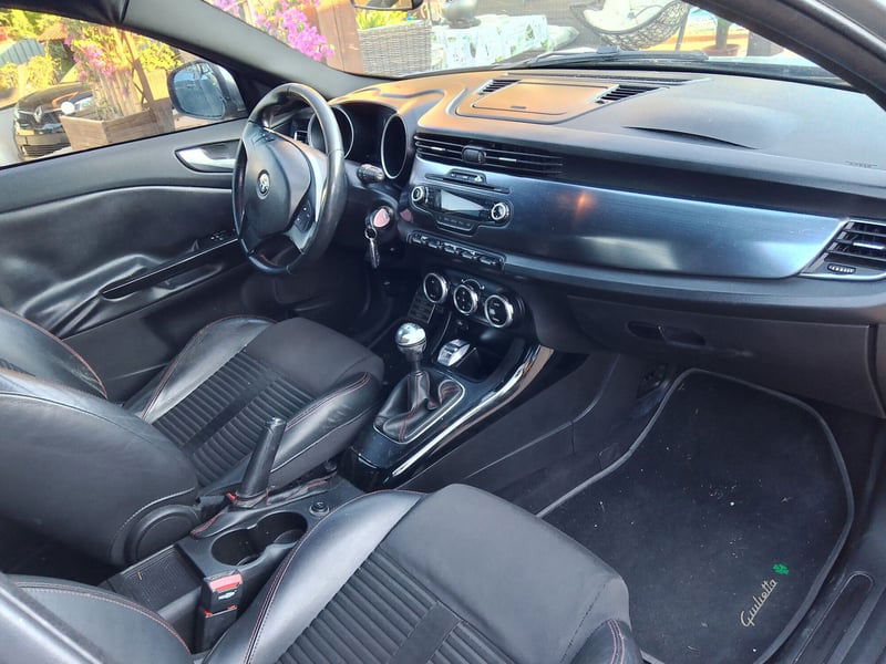 Alfa Romeo Giulietta 1.4 Turbo Distinctive 120cv
