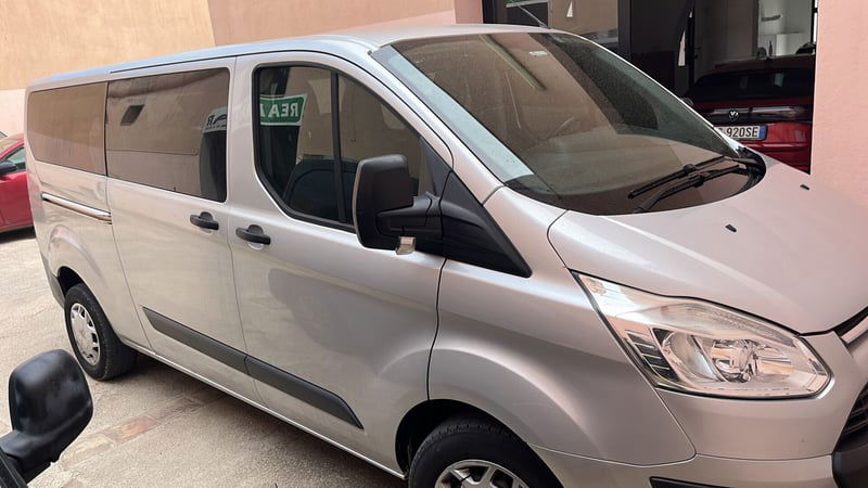 Ford Transit Custom Furgone 310 2.0 TDCi 130 PL Combi Trend