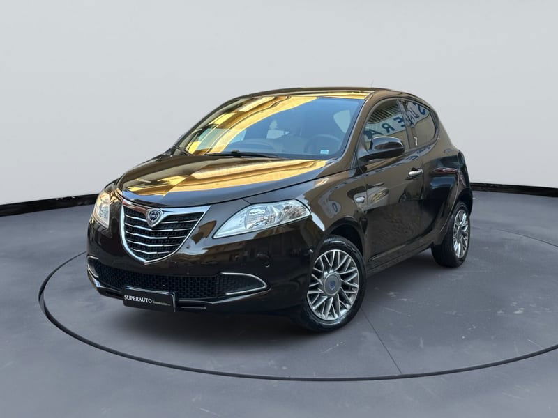 Lancia Ypsilon 1.2 69 CV 5 porte Platinum