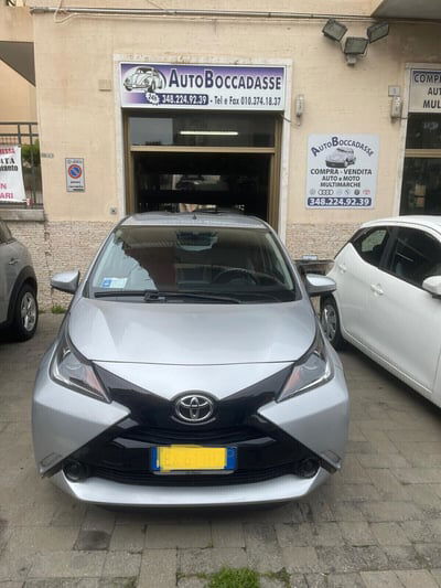Toyota Aygo 1.0 VVT-i 69 CV 5 porte x-clusiv MMT usata