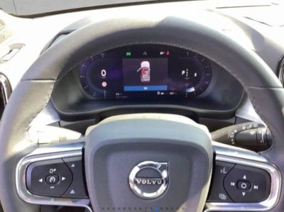 Volvo XC40 B3 automatico Core N1 (16)