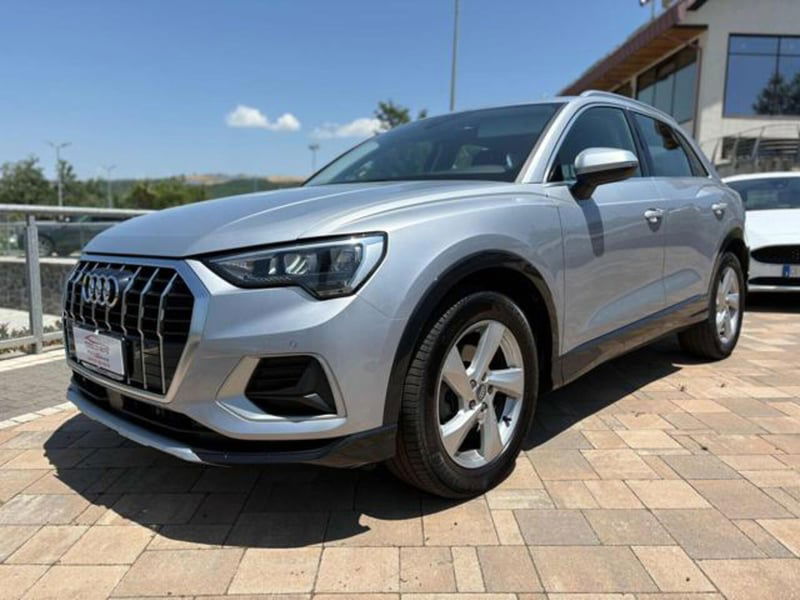 Audi Q3 35 TDI quattro S tronic Business Advanced